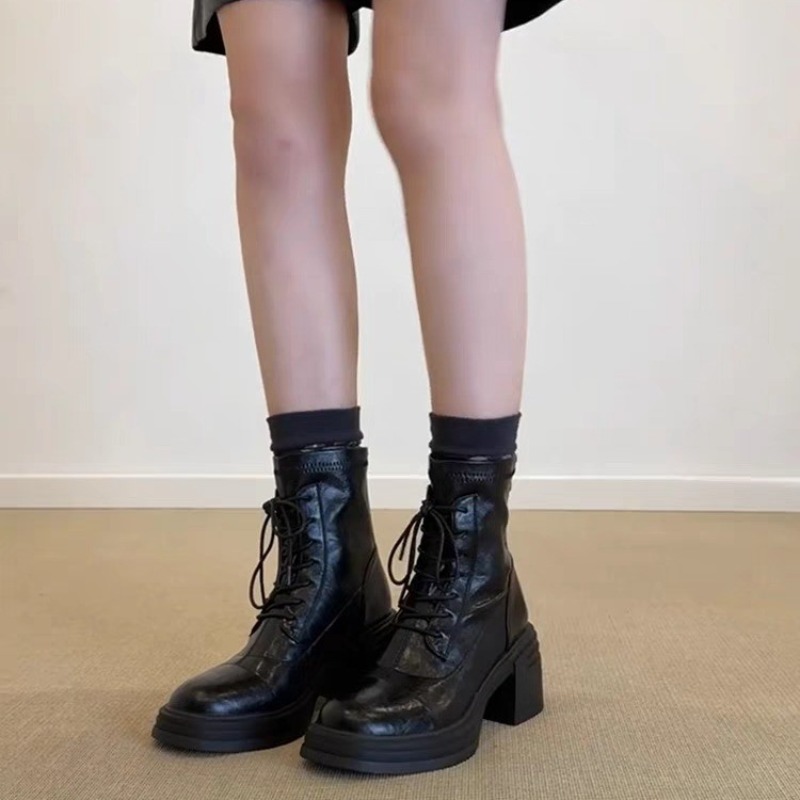 Lace-up Booties Women's New Ro - đánh giá và giá Soft Sole Booties